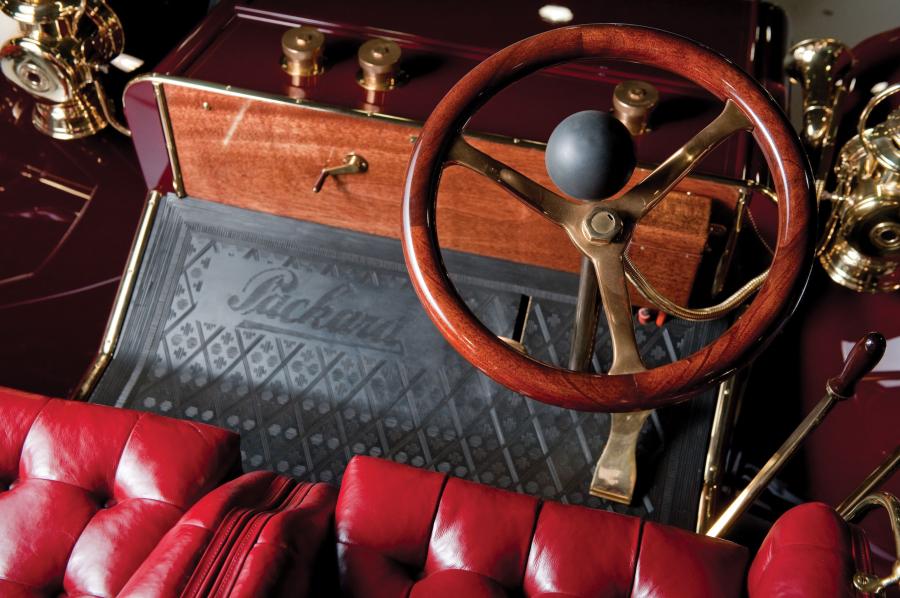  Packard Model F Rear-Entry Tonneau 1903 года  (фото 4 из 6)